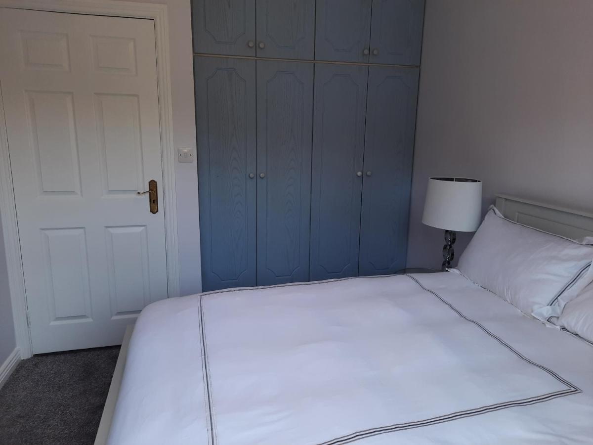 4 Bedroom, 15 Min To Limerick City Quiet Retreat. Bagian luar foto